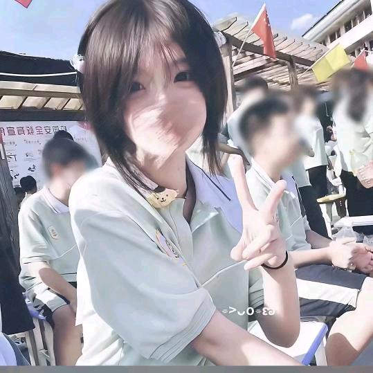 猴哥推纸杯，新玩法，你来推，我来摆