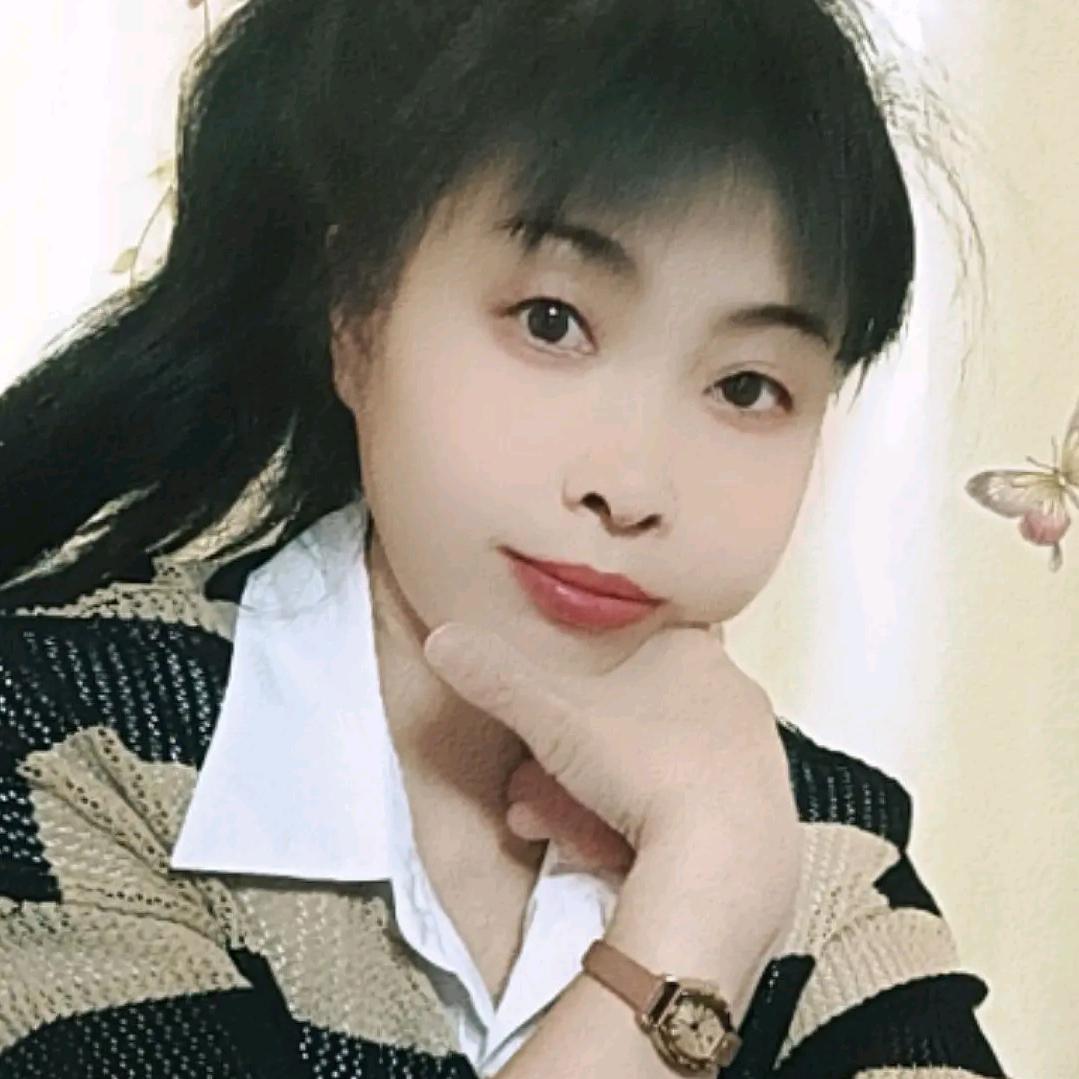 何 姐
