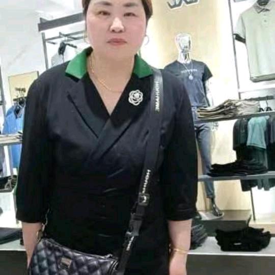 冰圈食代老板娘