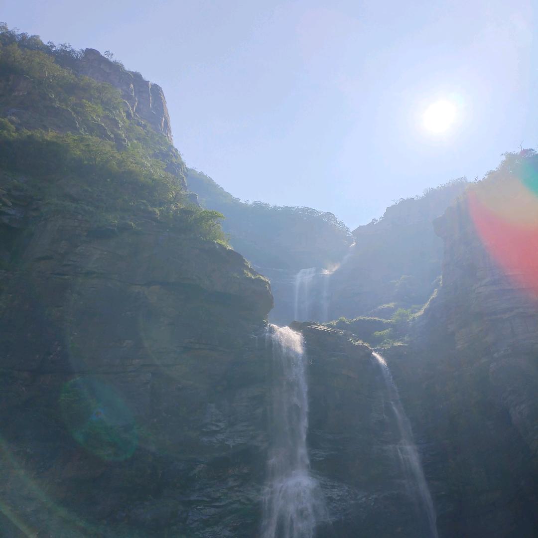 爱唱歌的老爷子