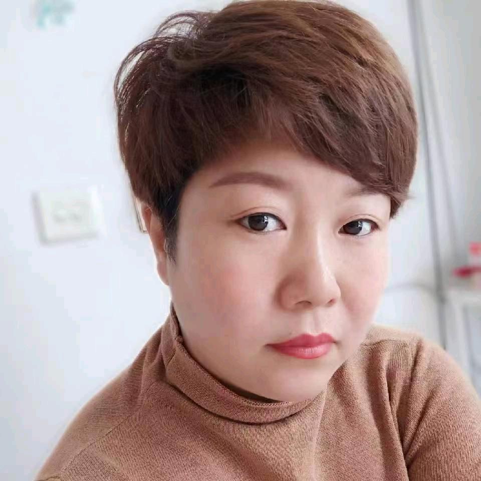 英子