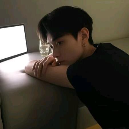 岁郅（无畏契约）