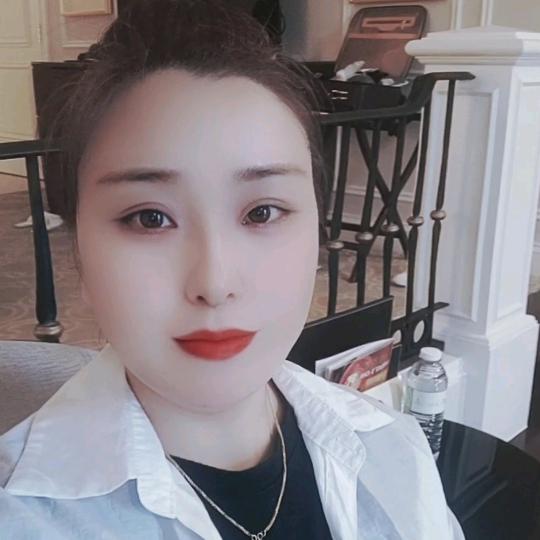 吕轰红