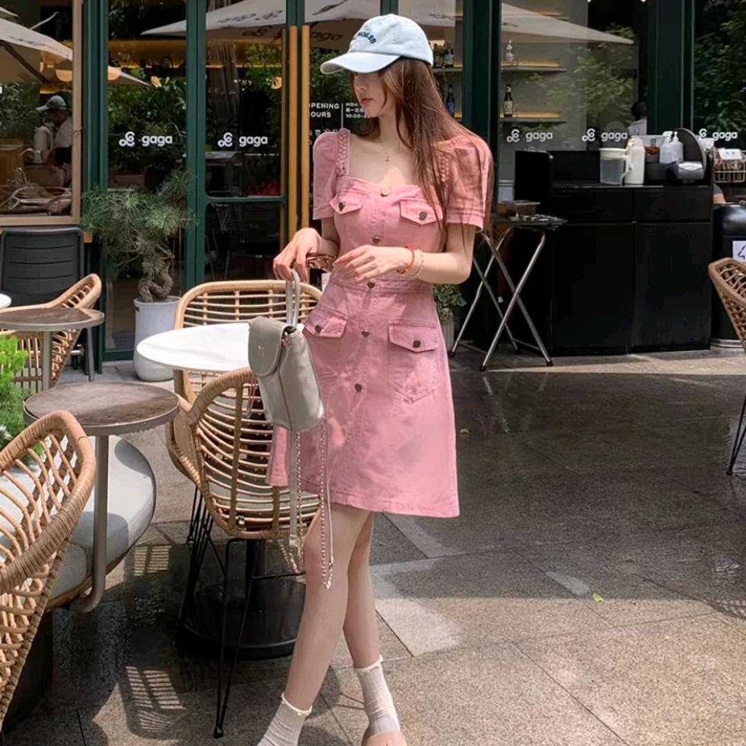 资滋滋衣服小屋