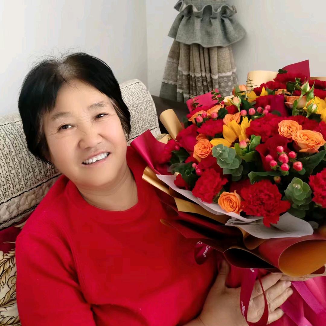 妍妍奶奶