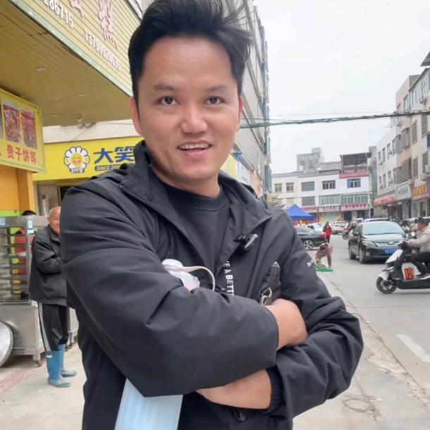 广东亮仔（看人间百态）