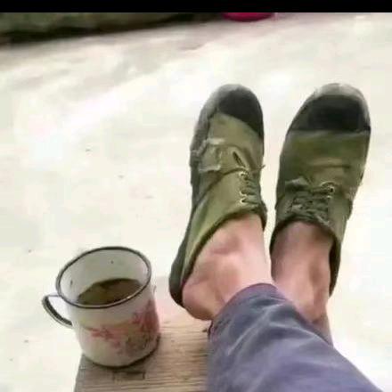 单身自由水上漂