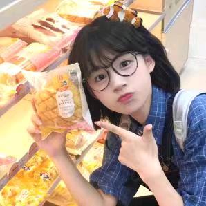 馋馋猫爱吃tut