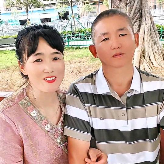 白鸽夫妻号