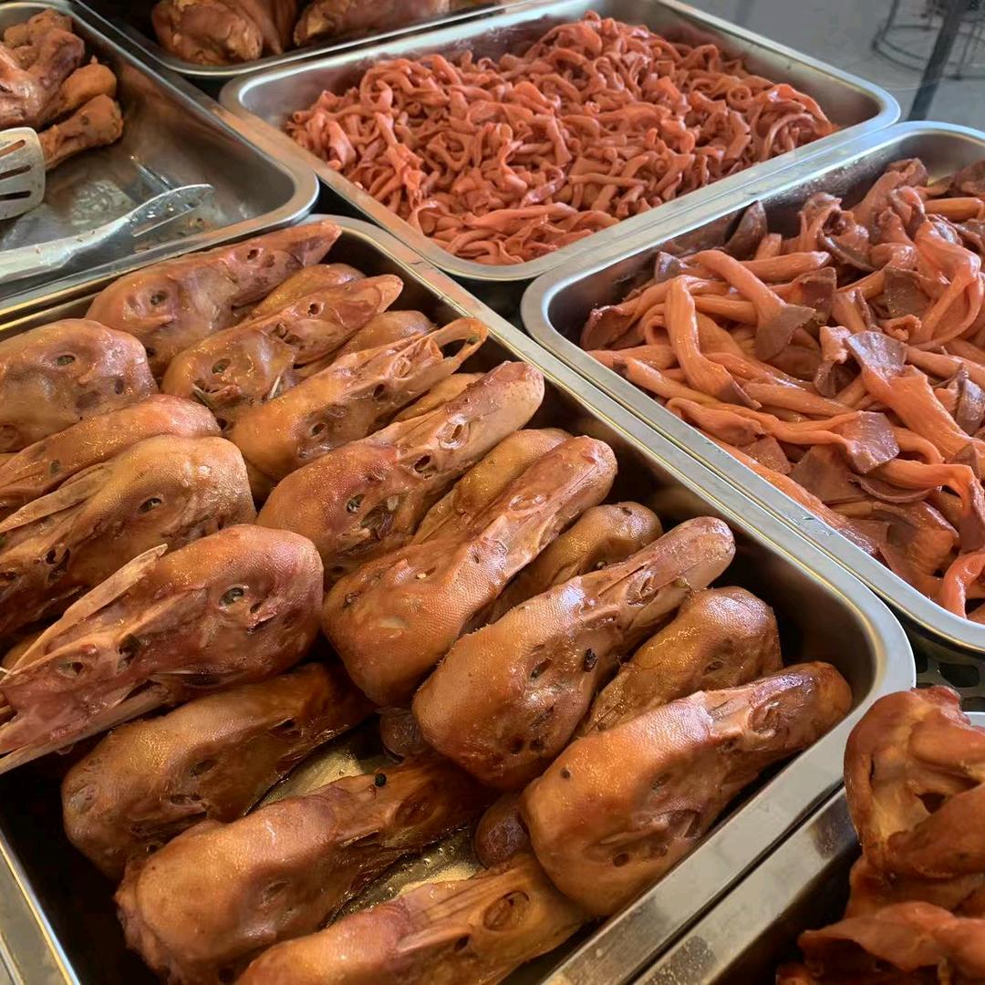 刁一畅畅麻辣鸭货