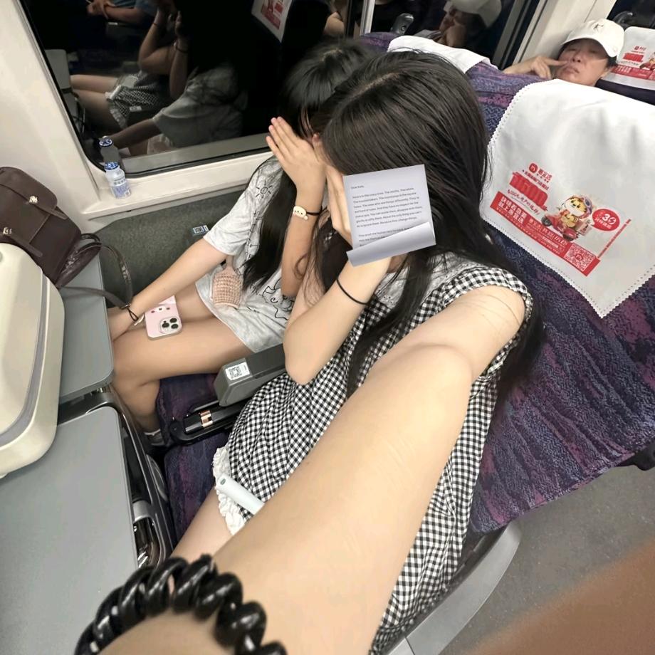L晴.