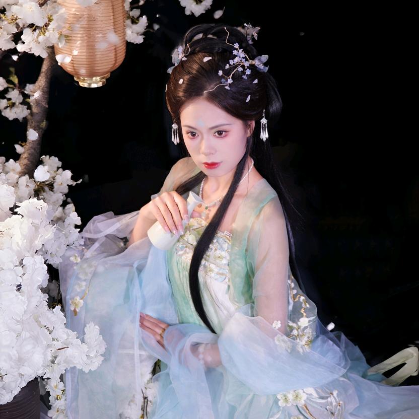 月满西楼
