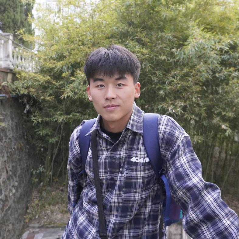 爱锻炼的小刚
