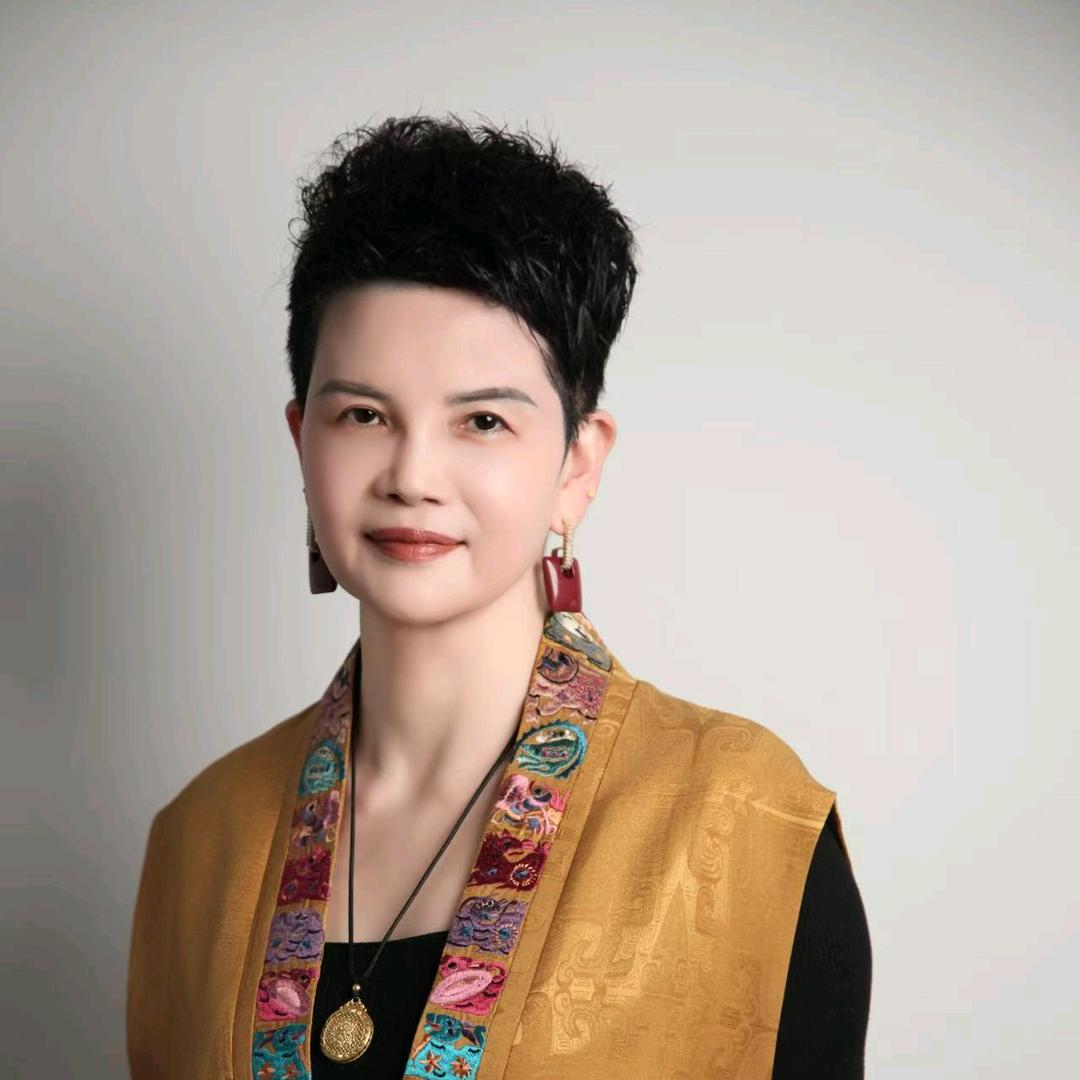 313女装瑛姐