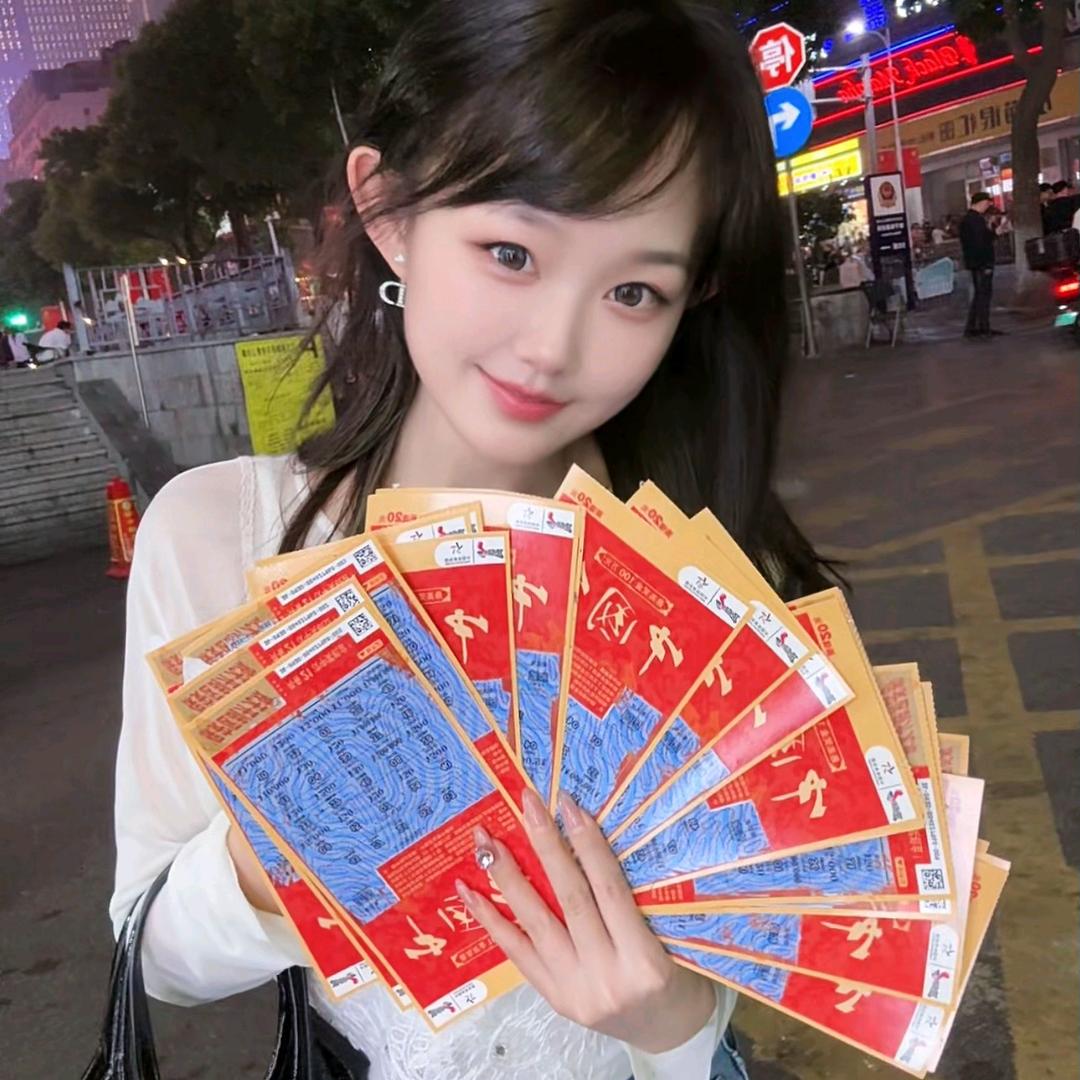 洛柠🐳⁹³⁶⁹（佛山应援版）