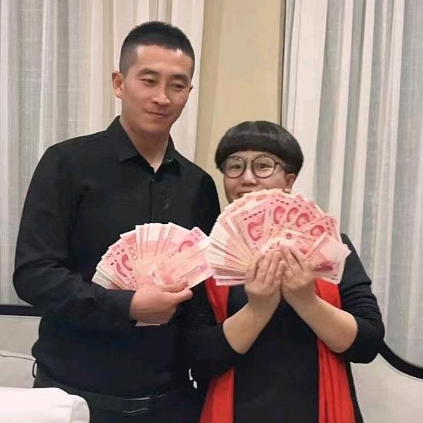 玉阳家蛋糕店郭老三