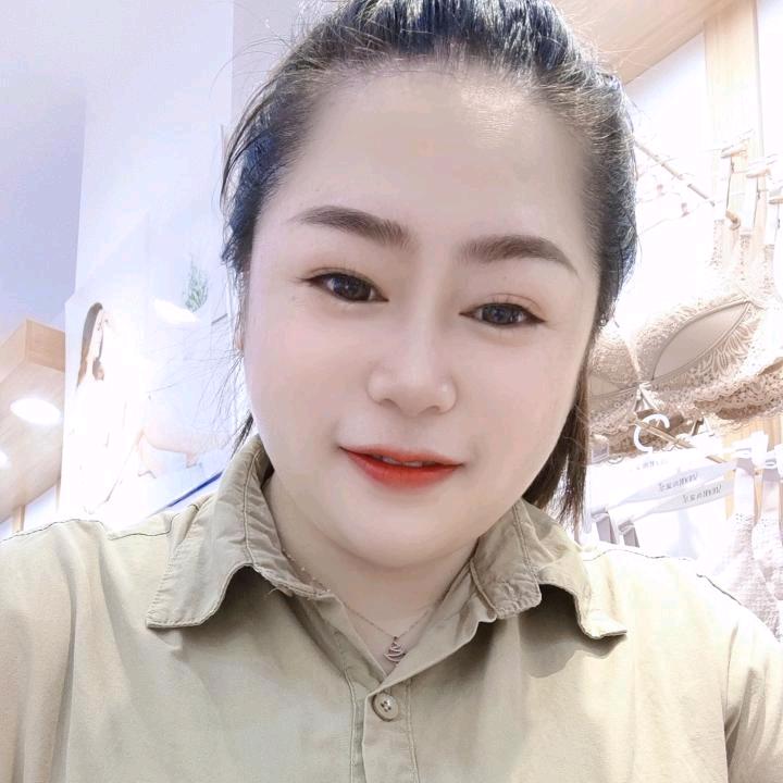刘刘♡