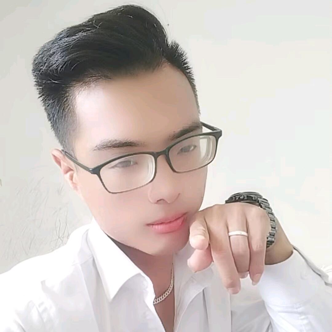 （广南💋小哥）