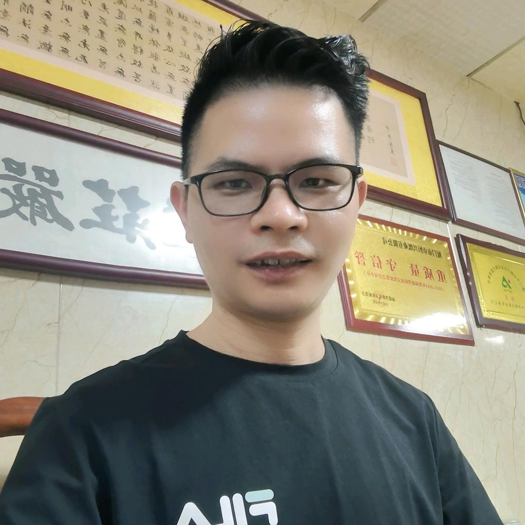 纪晓岚  厦门卓恒兴纸箱公司  专业生产