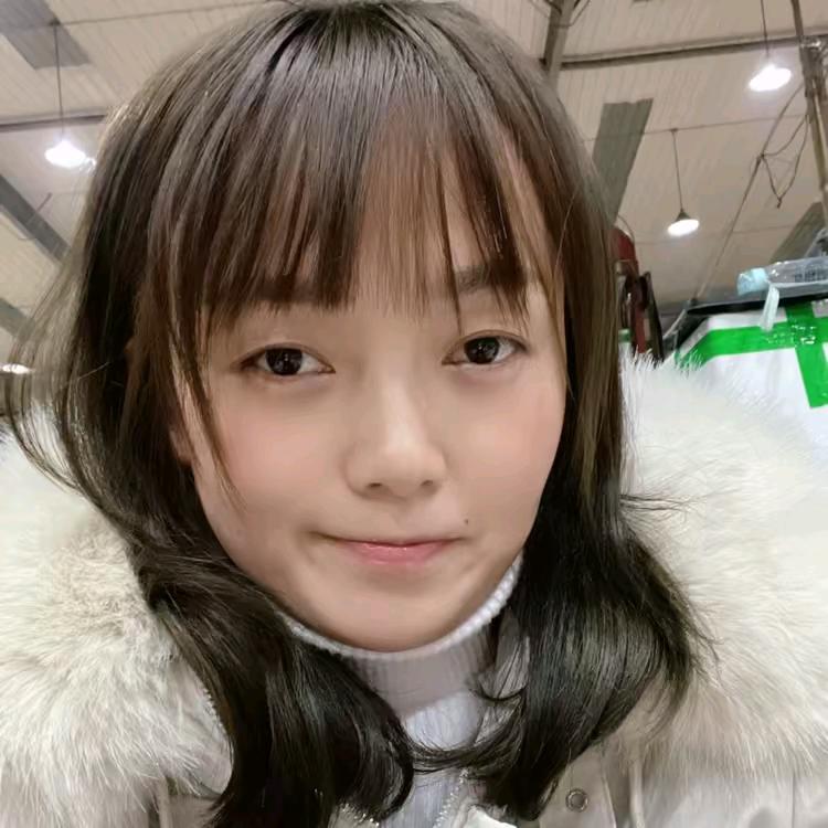 乐山妹儿(蔬菜经济人）