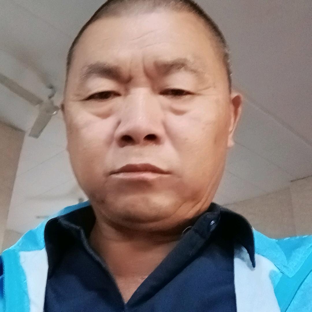 隆林直播小哥，