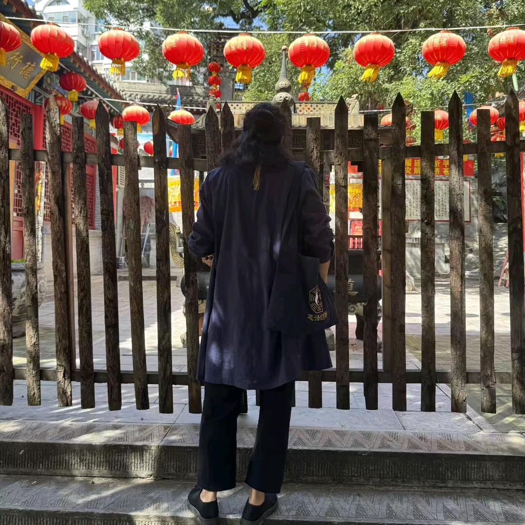 鹤一小道