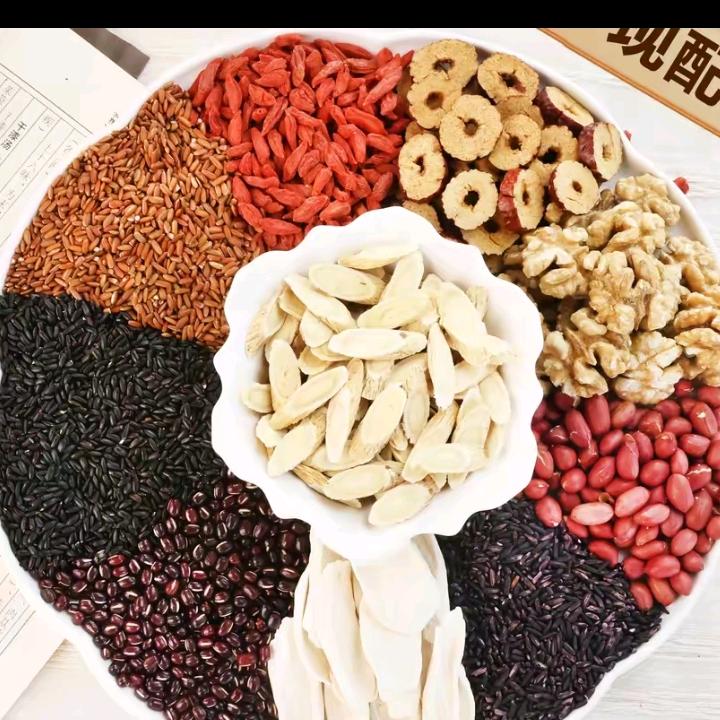 风西绿色干果杂粮店