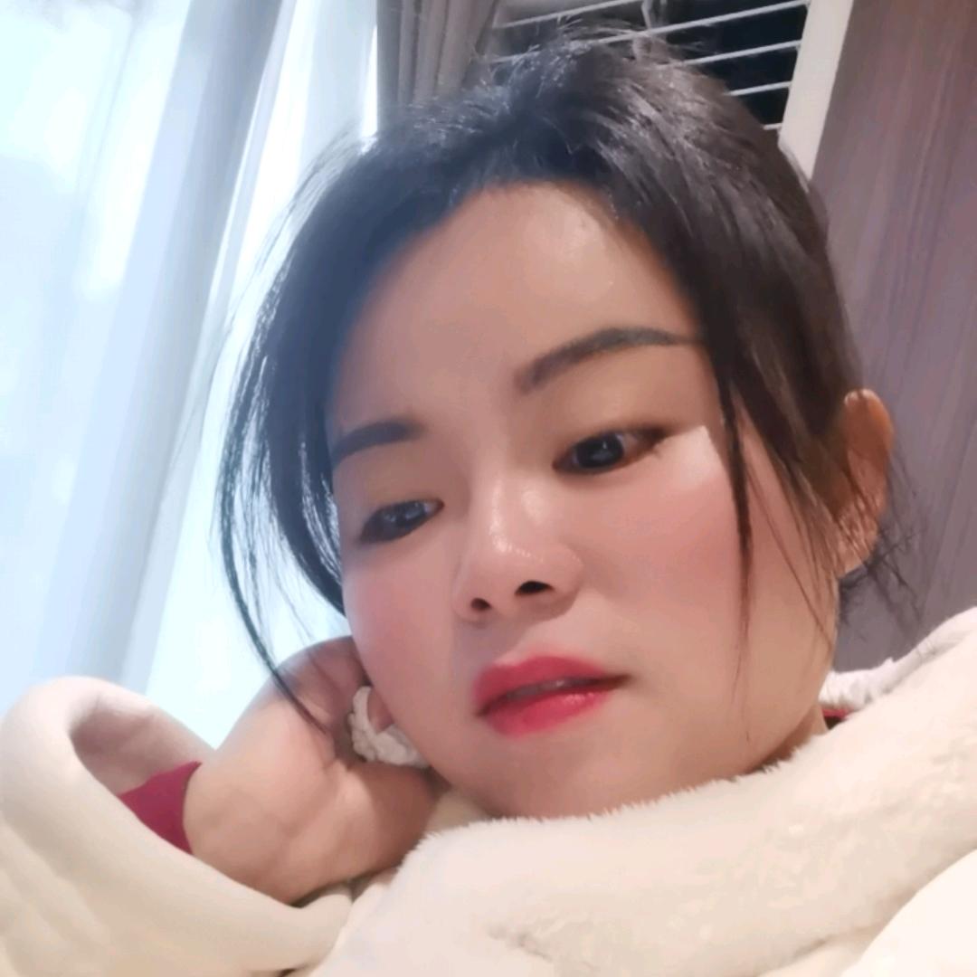 大脸妹