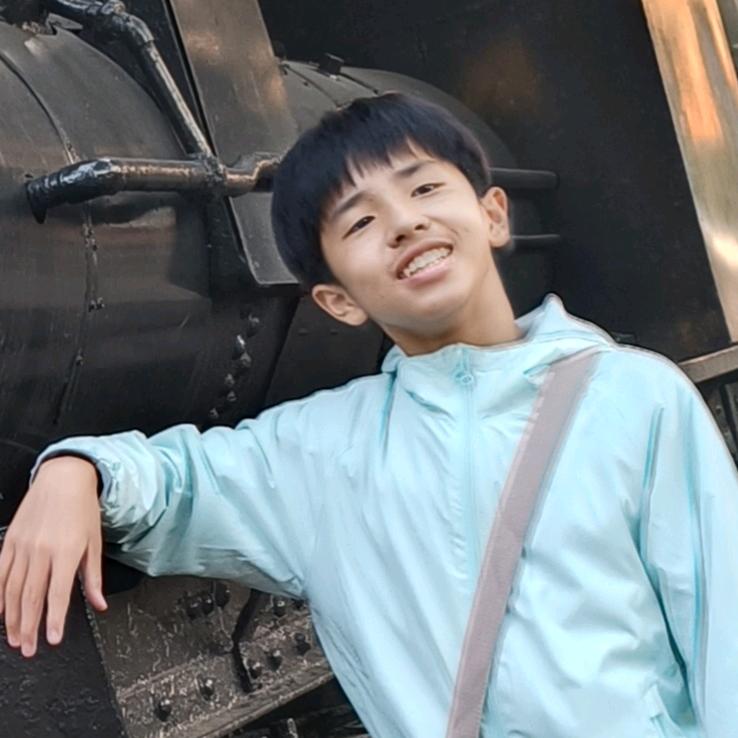 曾崧瑋 帽子小歌王