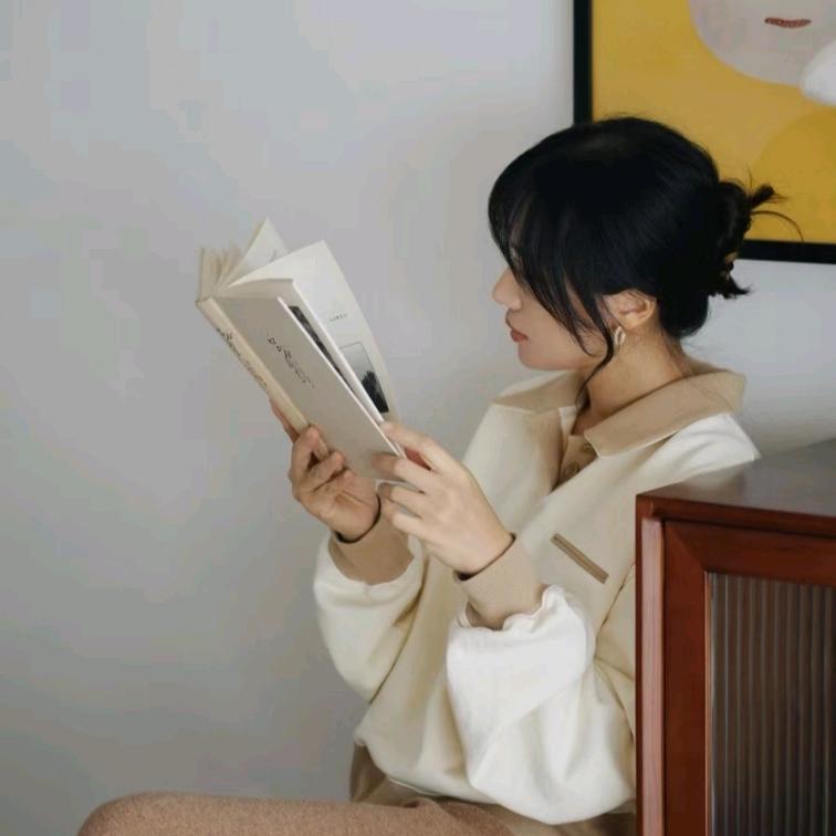 曼妮书语