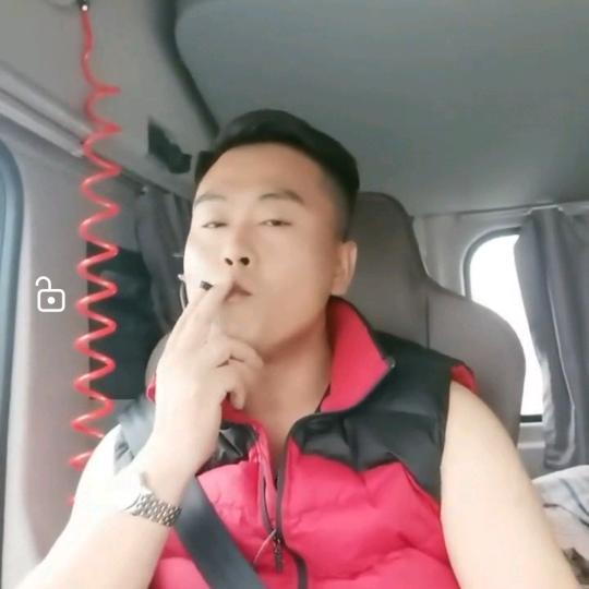 17.5半挂满天飞
