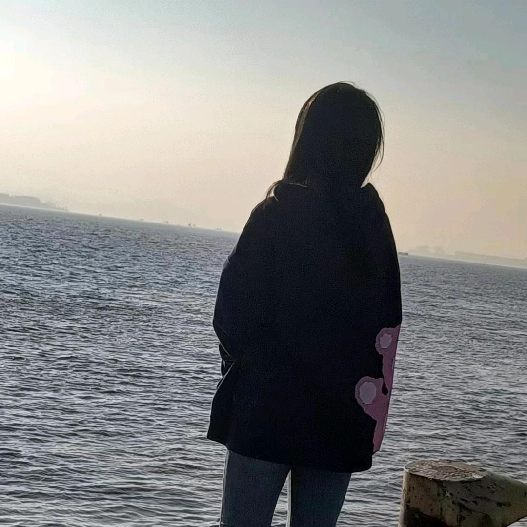 偶然的相遇🌻🌻🌷🌷🌷