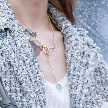 心愿和时钟依偎