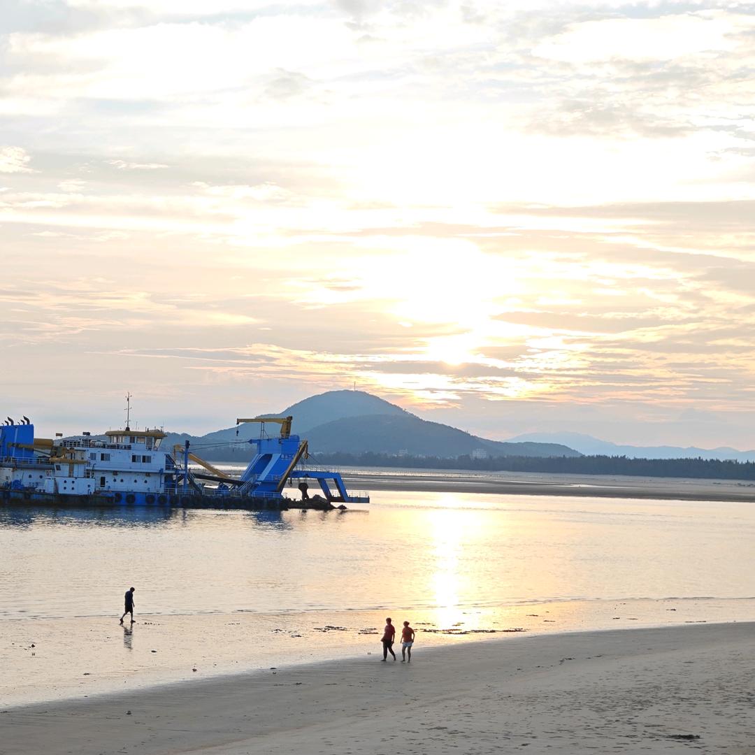 沙扒月亮弯美景酒店管理服务中心