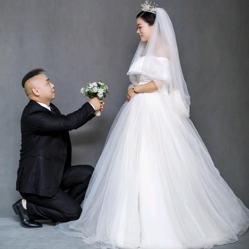 周百萬商贸分部