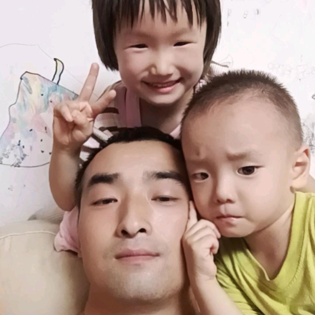 满眼都是霞儿