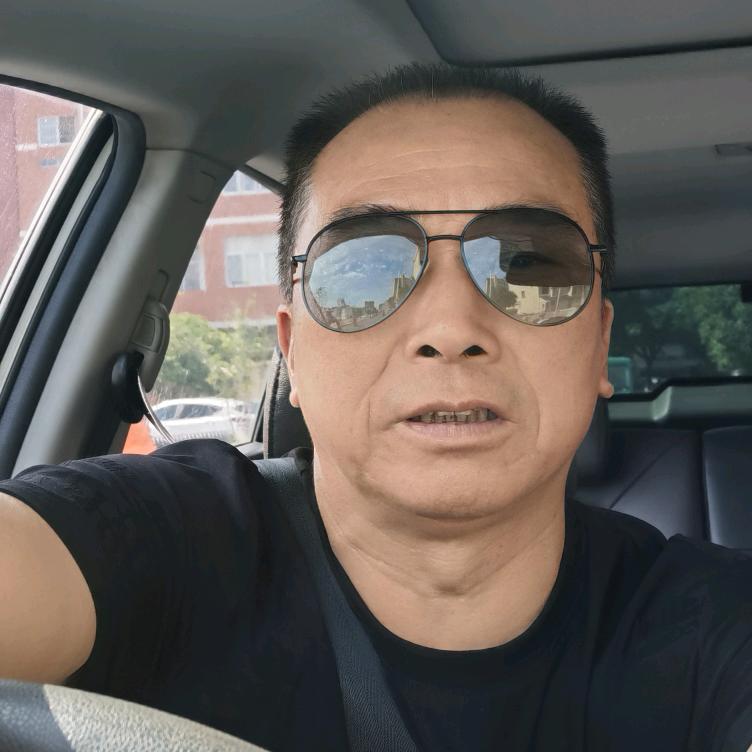 阿伟1