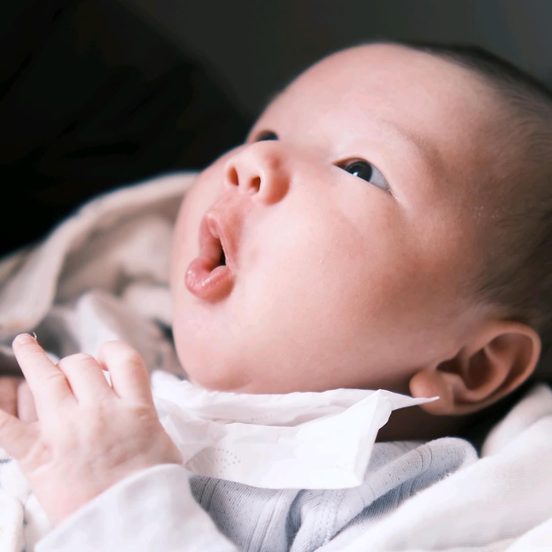 睡渣宝宝哼小哼