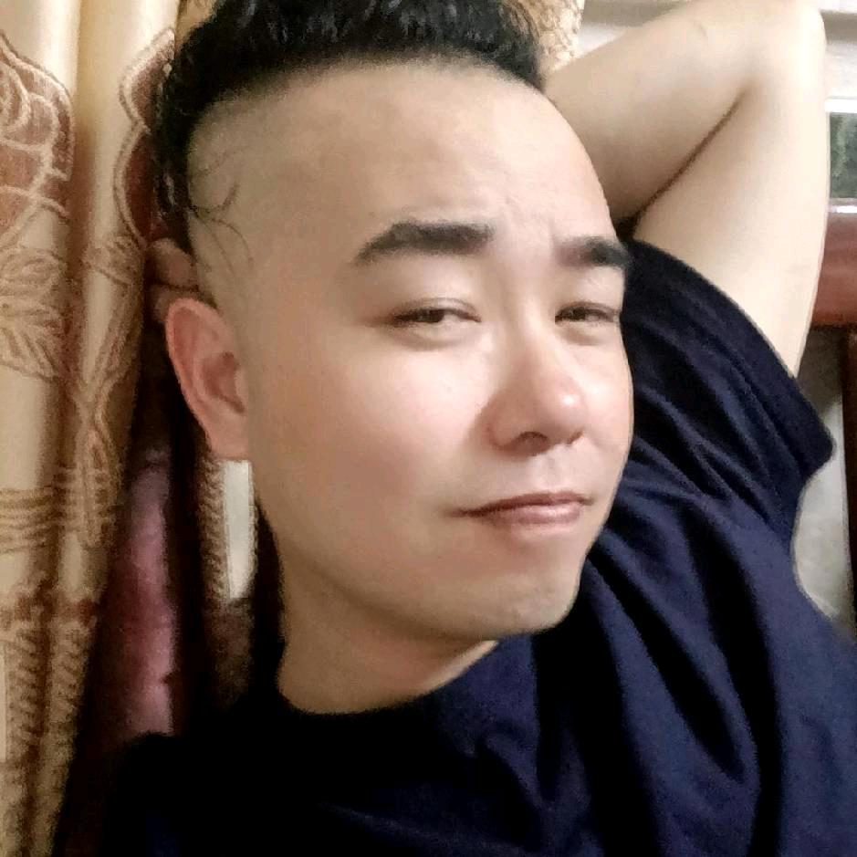 一个过气的演员