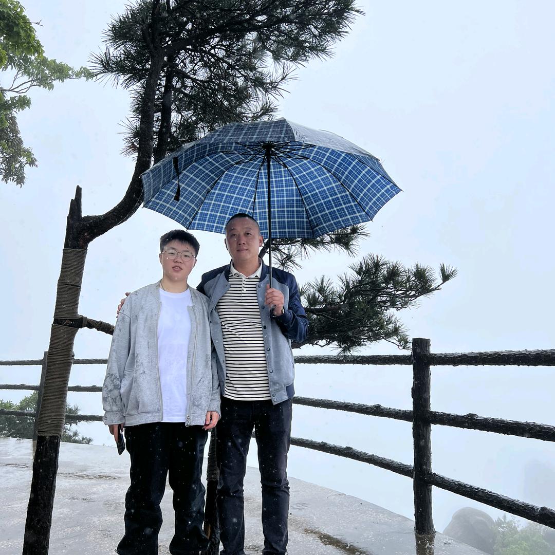 杨庙吕辉便利店