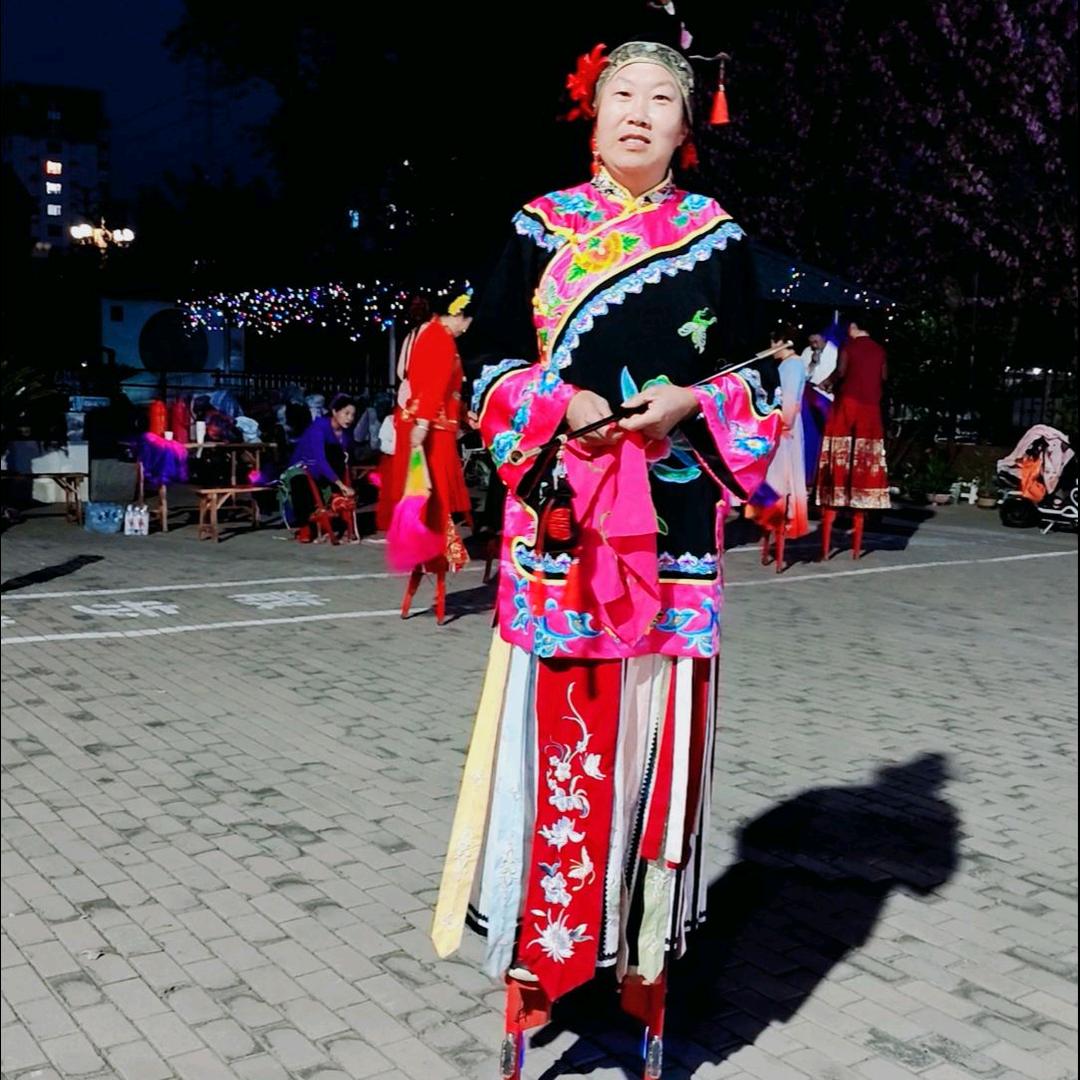 俏媒公浪高跷涛哥