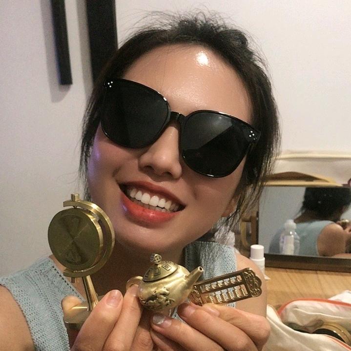 小婷与大珊