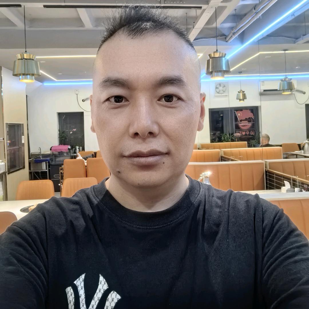 刘胖子:创新鸡煲(友谊街店)官方号