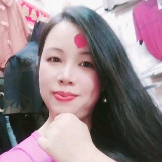 大家好！丽影男女服装店！