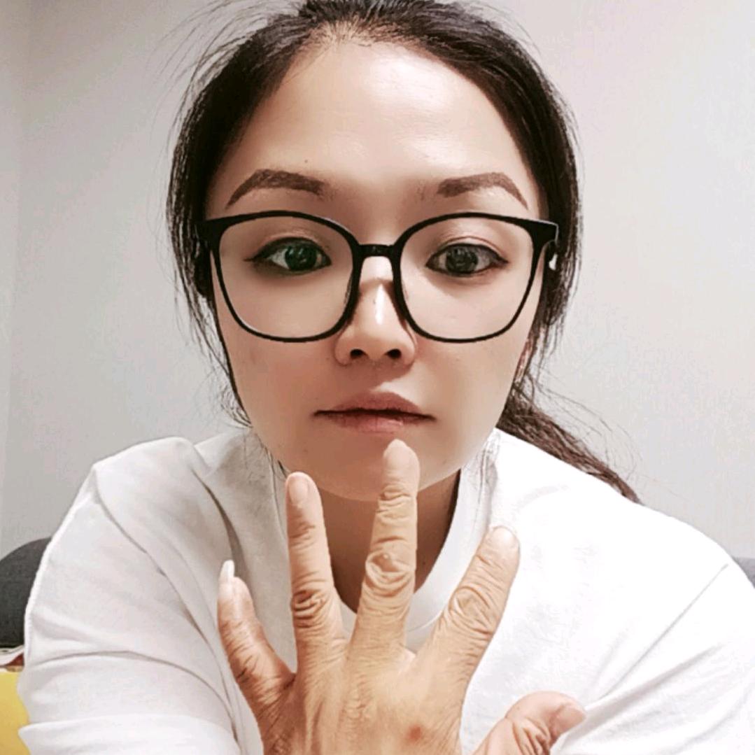 四小姐