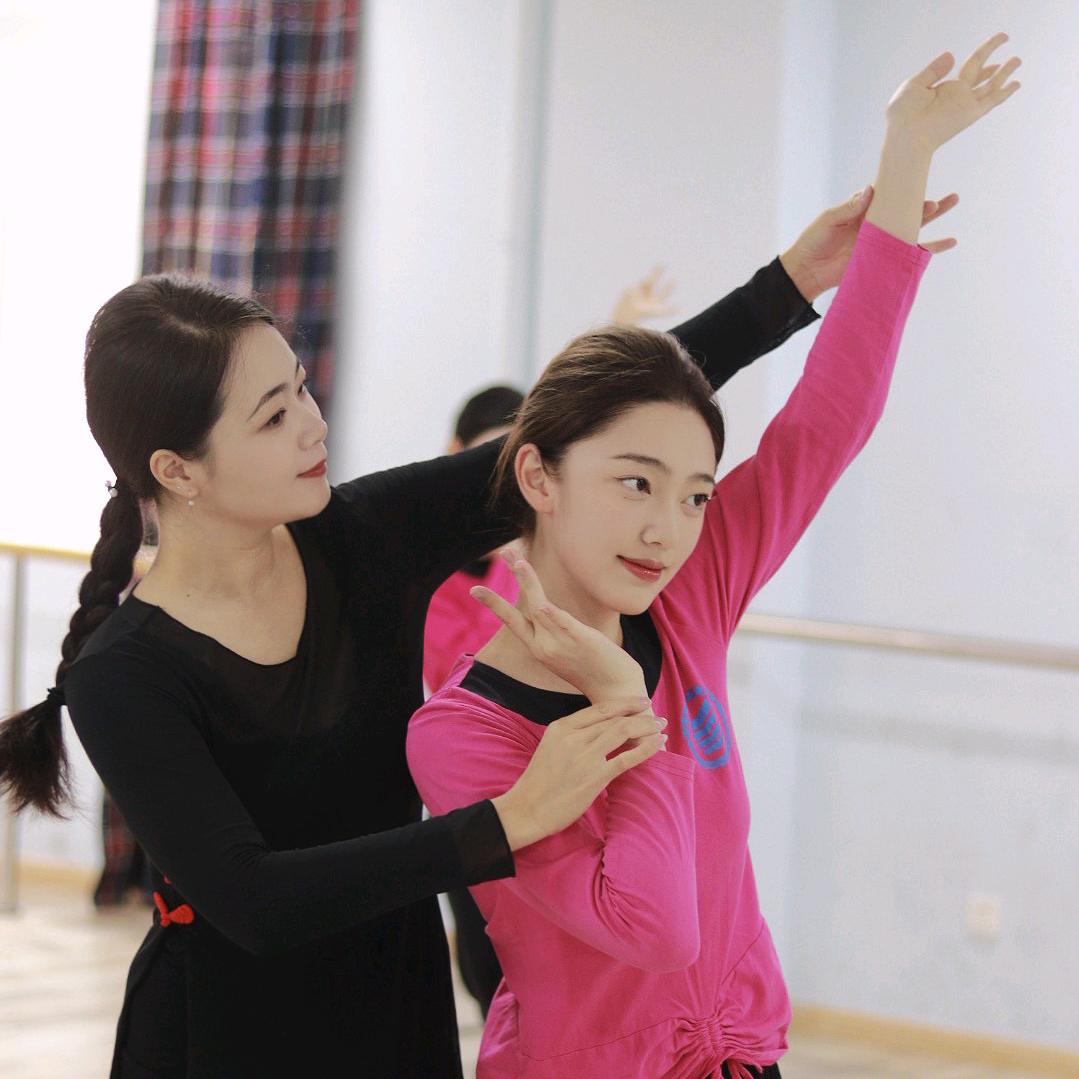 丁丁💃🏻