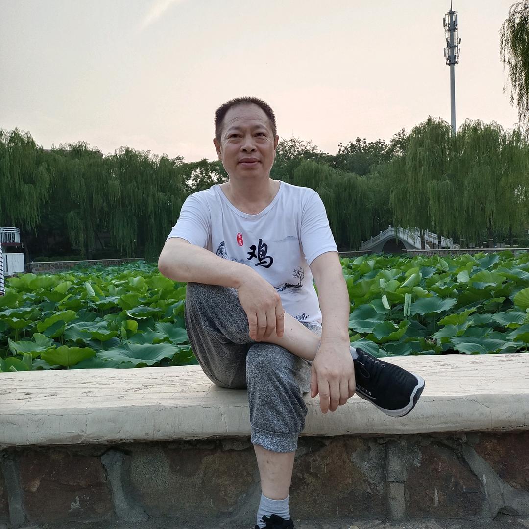 一个难熬的孤独男人