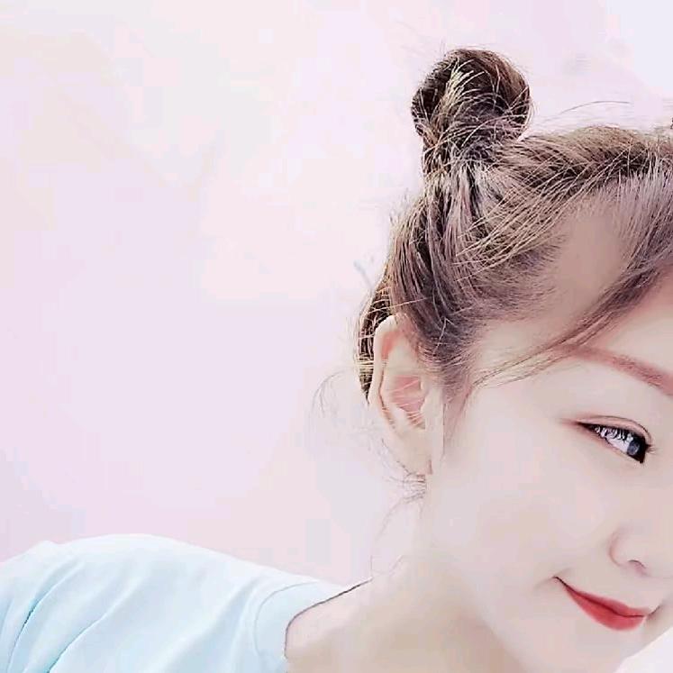 ۶