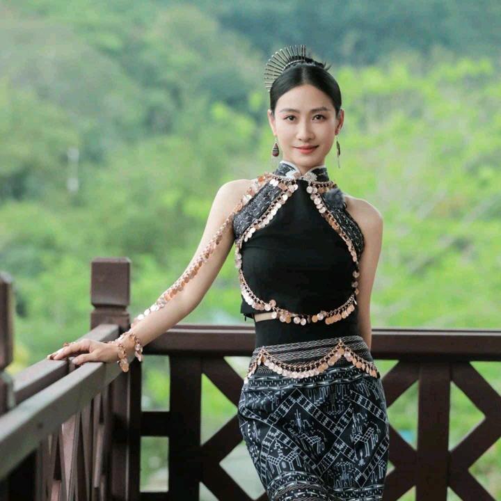 李美丽（单身）