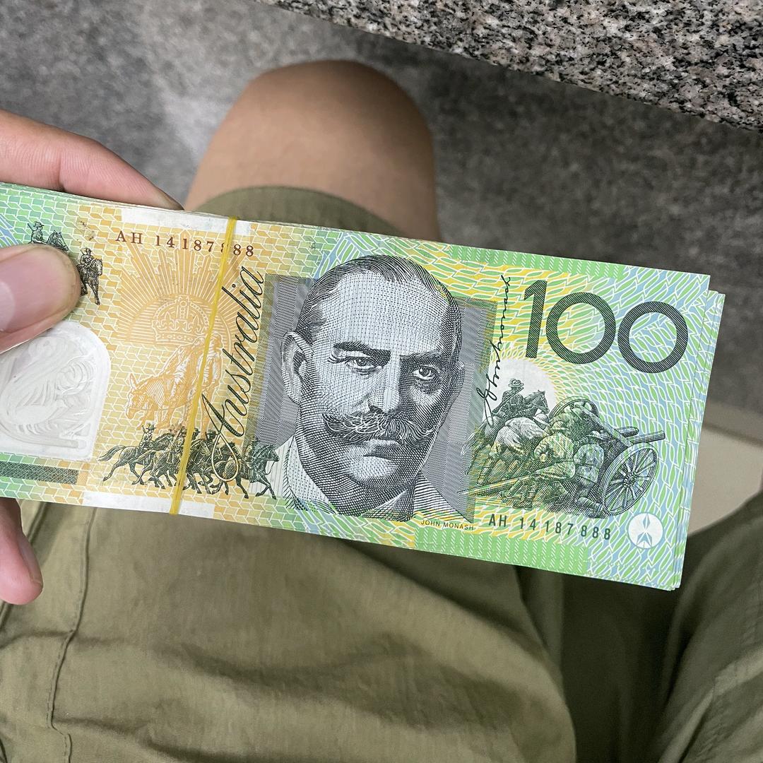 嗨皮🙉巴卡巴卡